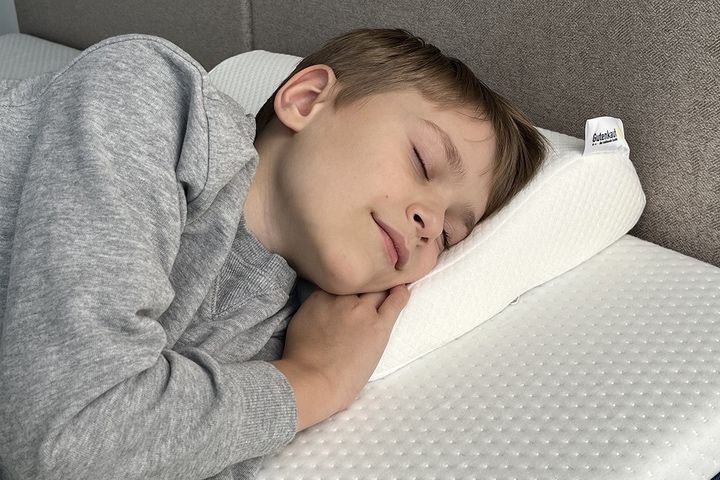 Подушка ортопедична для дітей Gutenkauf Ortodreamko 50x29