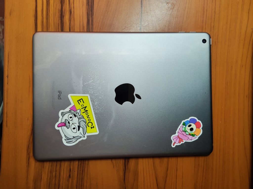 Apple Ipad 9.7 6th Gen