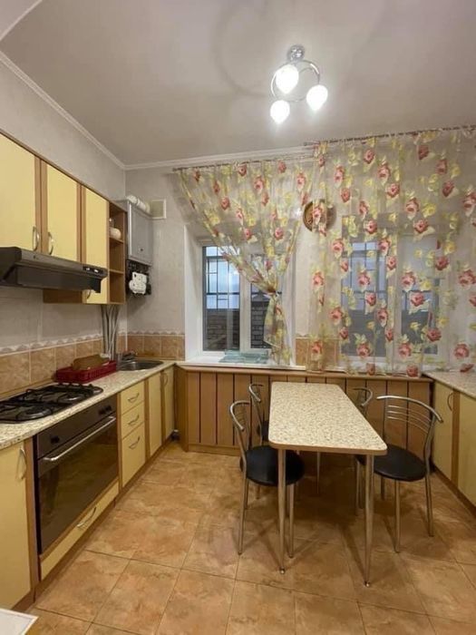 Оренда частини будинку ЦЕНТР