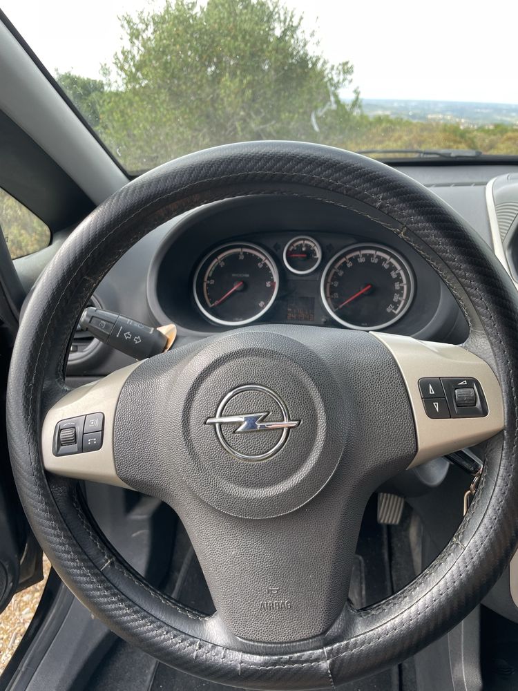 Opel Corsa D 1.3cdti