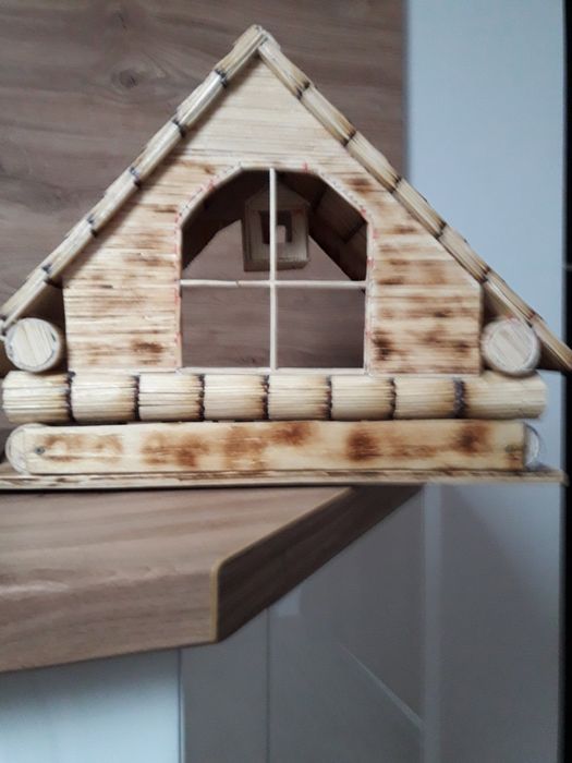 Szopka bożonarodzeniowa wyk.z ok 2700 zapałek