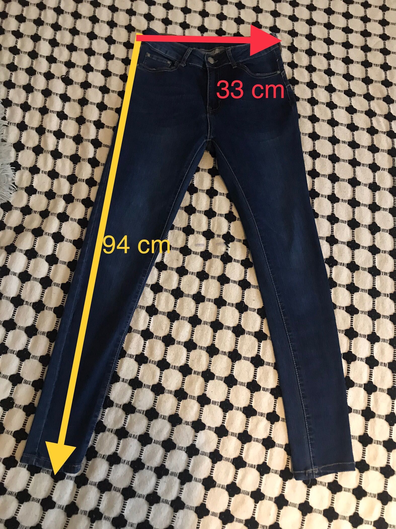 Nowe spodnie jeansy push-up 36 S
