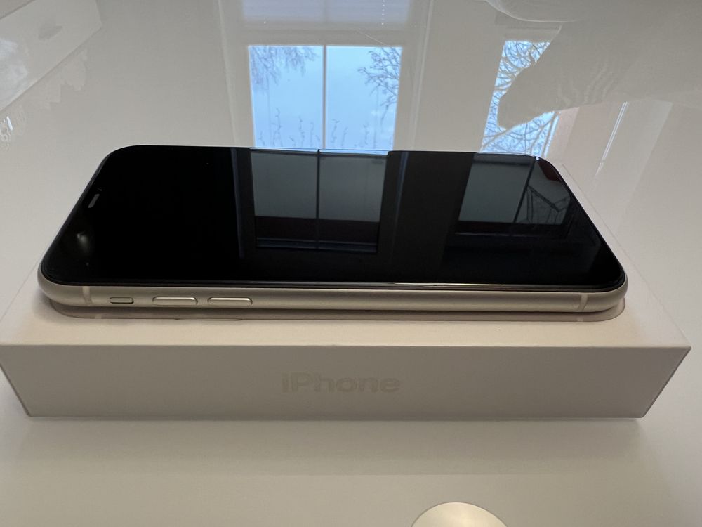 Iphone 11, White 128GB