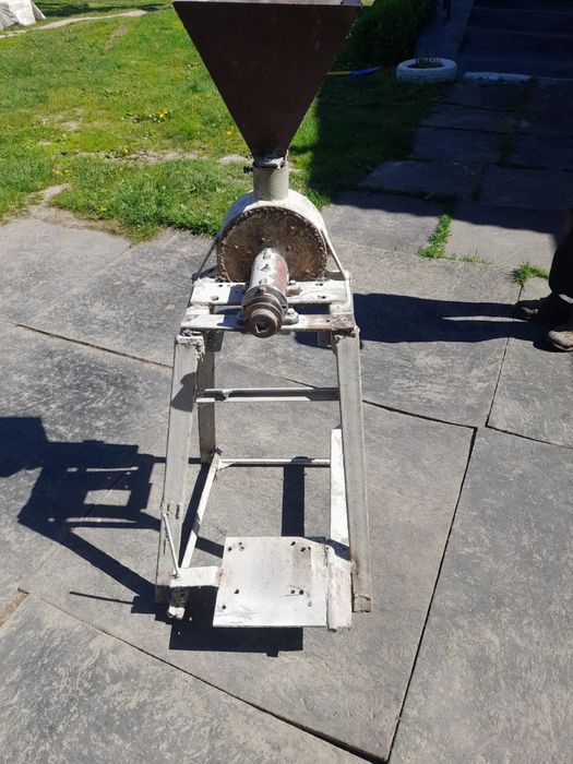 Млин саморобний млин