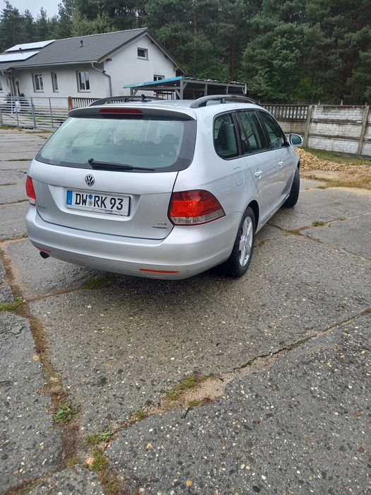 Volkswagen Golf 1.6 tdi Bogate wyposażenie sprowadzony