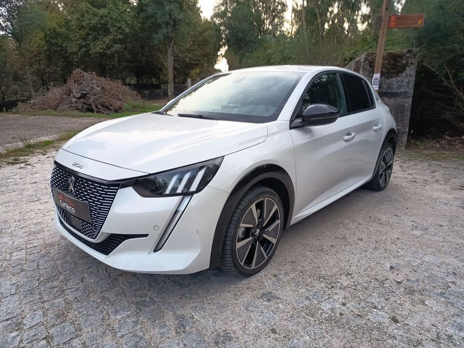 Peugeot e-208 50 kWh GT Line