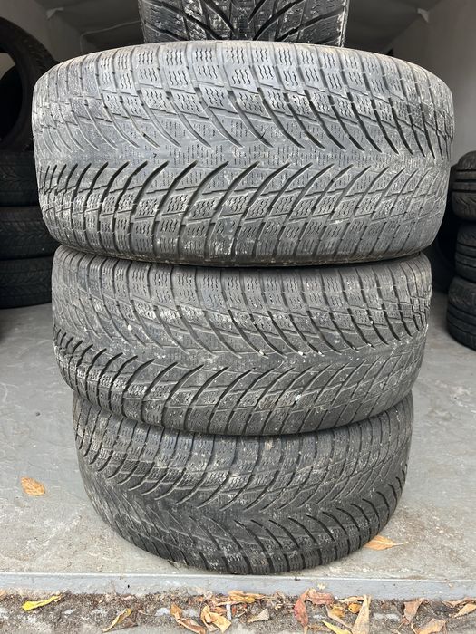 Шини Nokian 235/45/18