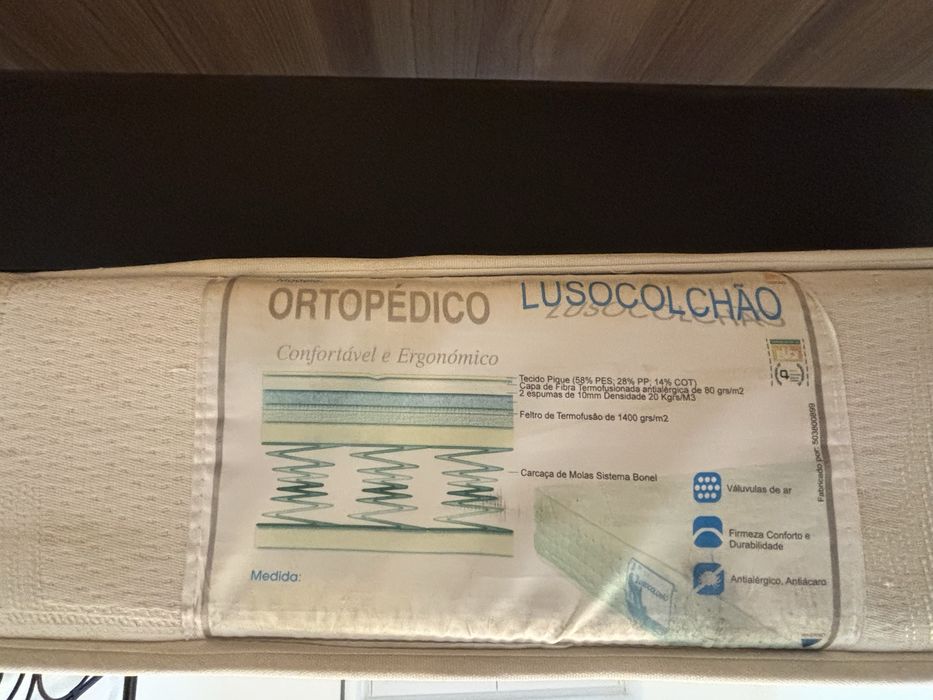 Cama completa estrutura e colchão de molas