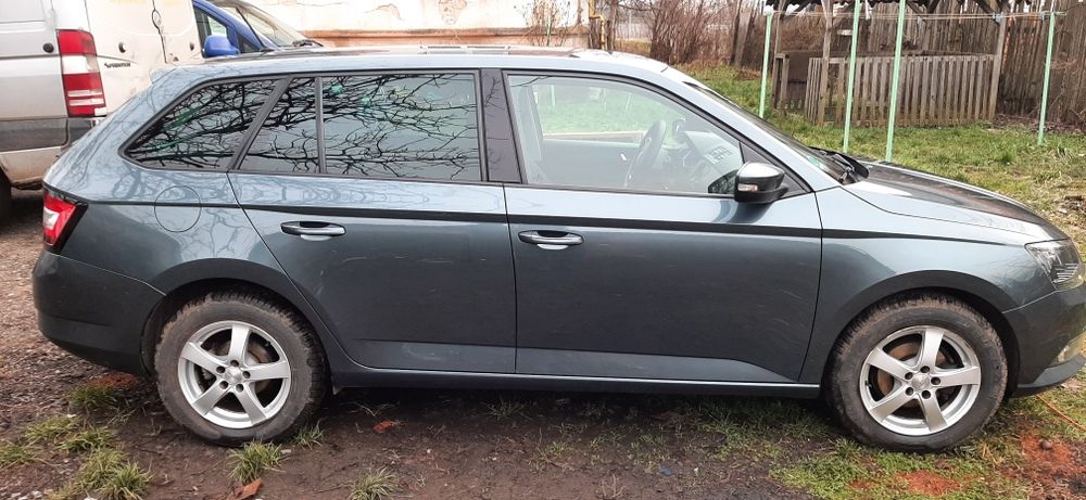 Автомобиль  Skoda Fabia 2017 года