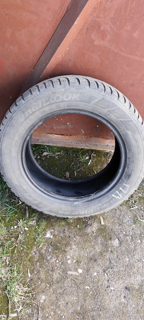 Продам шины hankook winter i pike rs. 15r.185/65. 4 колеса