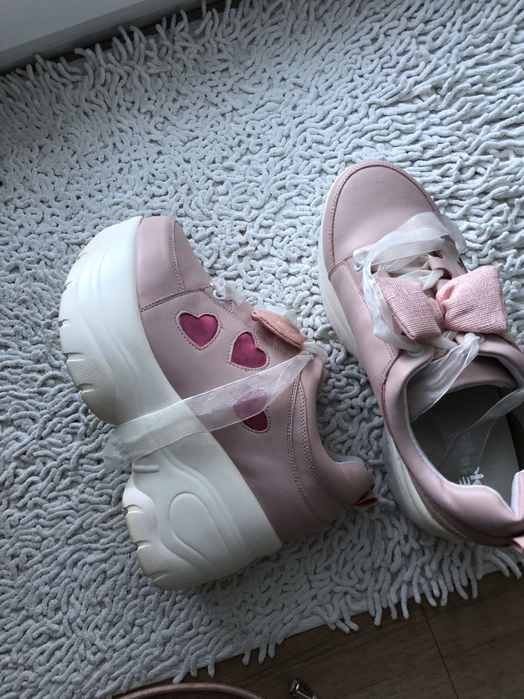 Buty na wysokiej platformie, r.36