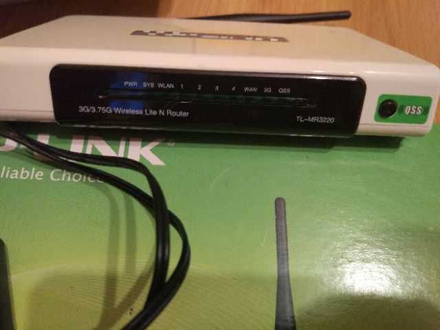 Router TP-LINK TL-NR3220