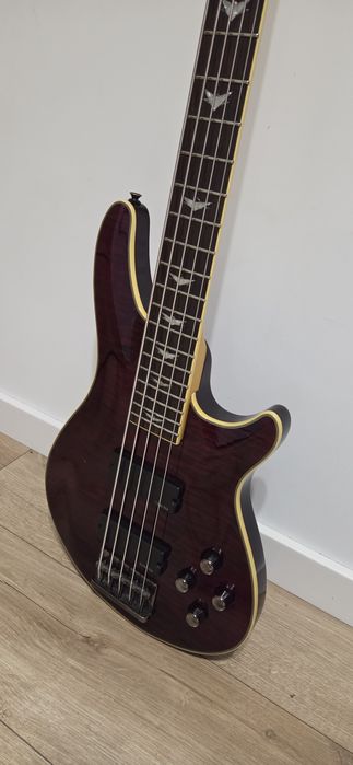 Gitara basowa Schecter Omen Extreme 5, Black Cherry