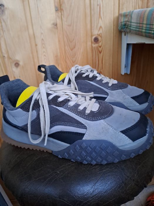 Продам кросівки ZARA