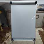 Flipchart na trójnogu + akcesoria