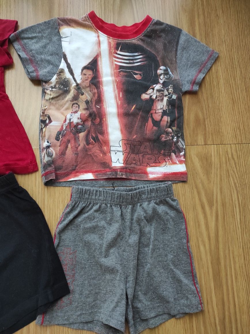 Conjuntos para menino 3 anos 5€