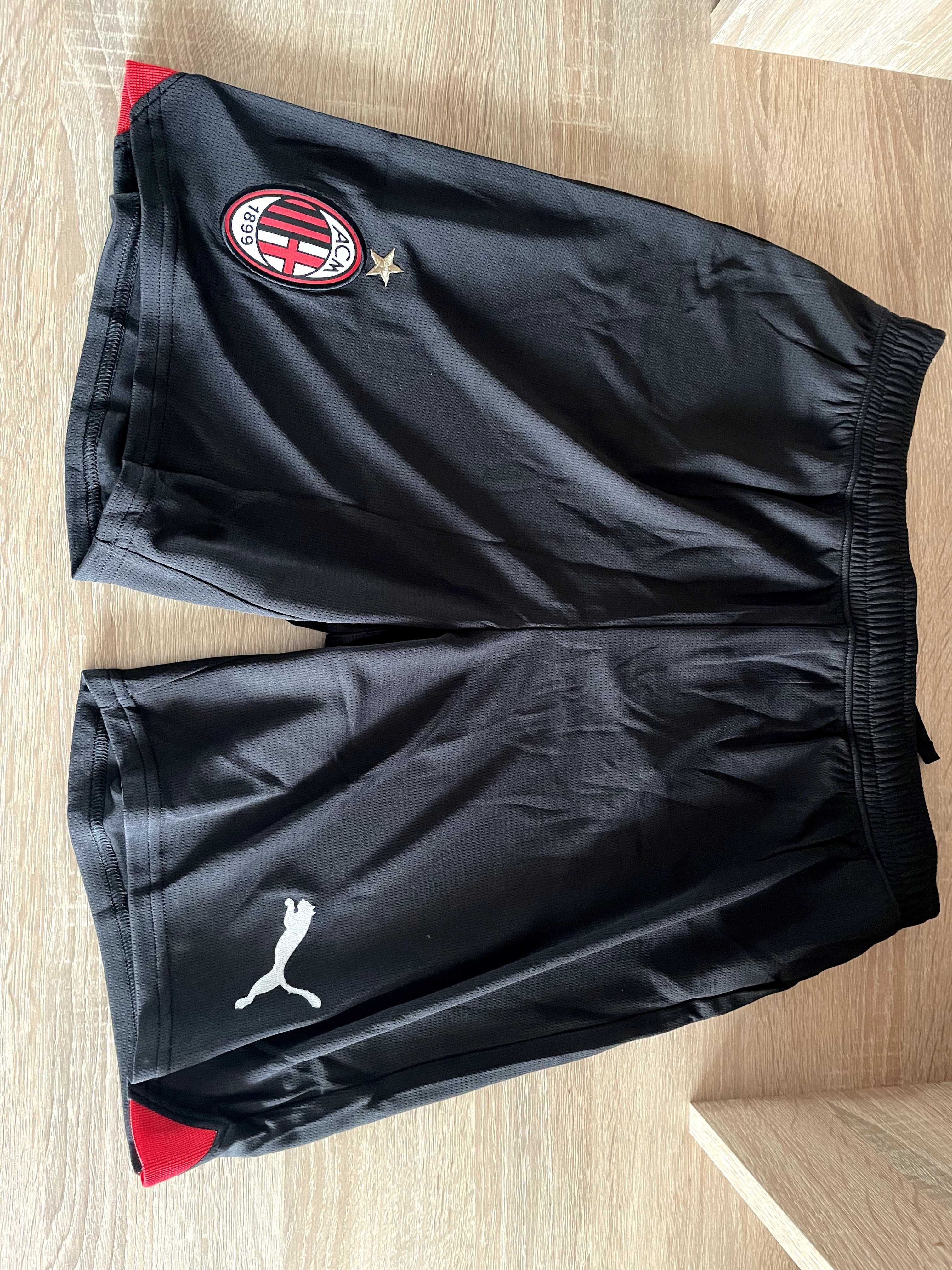 Футбольні шорти AC Milan