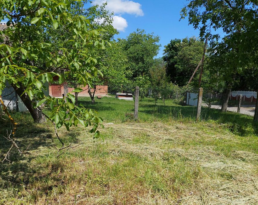 Продам ділянку під будівництво на житловій вулиці в передміст.Вінниці