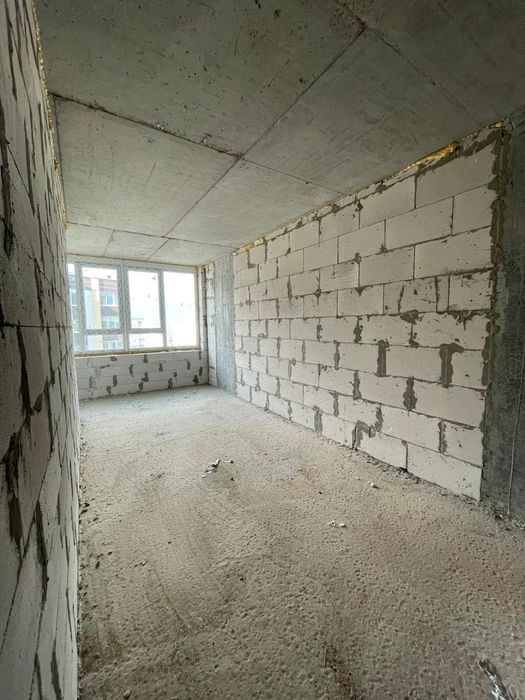 Продаж двокімнатної квартири 63 кв.м