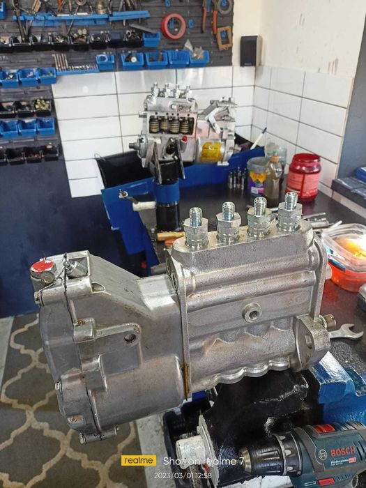 Pompa wtryskowa C385 C360 C330 3P Perkins Ursus Bizon SW400