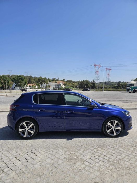 Peugeot 308 1.6 BlueHDi Allure J17 EAT6