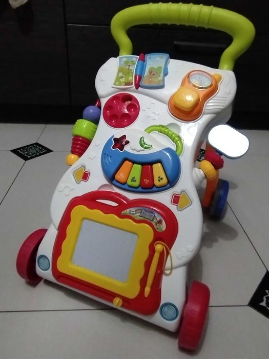Chodzik dla dziecka Jeździk Pchacz świetny stan