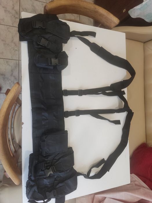 Разгрузка воєнний мілітарія