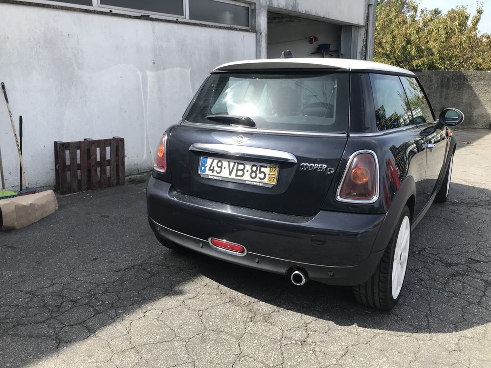 Mini Cooper 1.6D 110cv