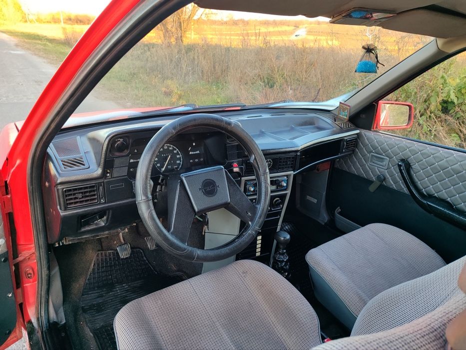 Продам Опель кадет 1.6 в доброму стані