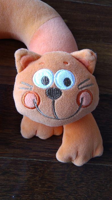Almofada cervical Chicco gato laranja como NOVA