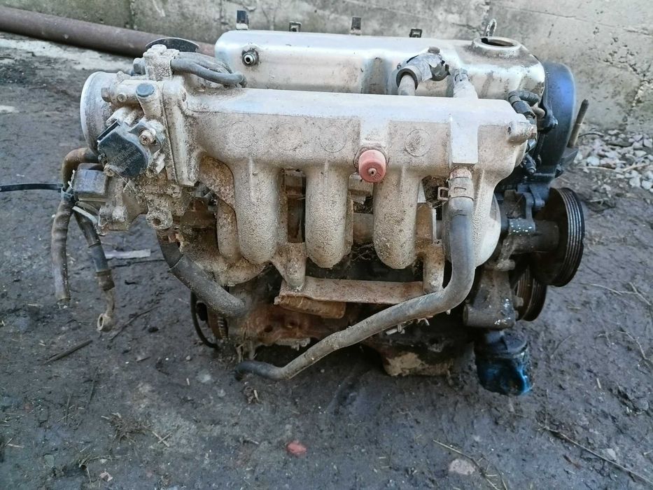 Продам двигатель Mitsubishi Lancer 8 1998 года 1.3