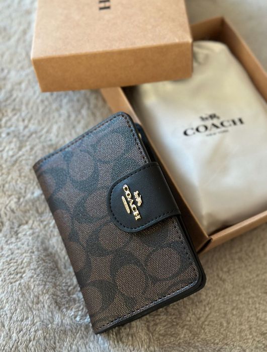 Гаманець Coach Medium Corner Zip Brown Коач коричневий кошельок