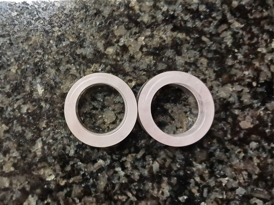 1 anel de quartzo (16 mm)