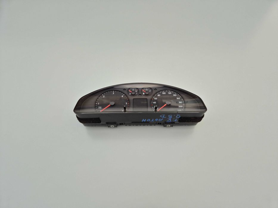 Licznik Zegary VW Transporter T5 2.5TDI Europa Automat Multivan