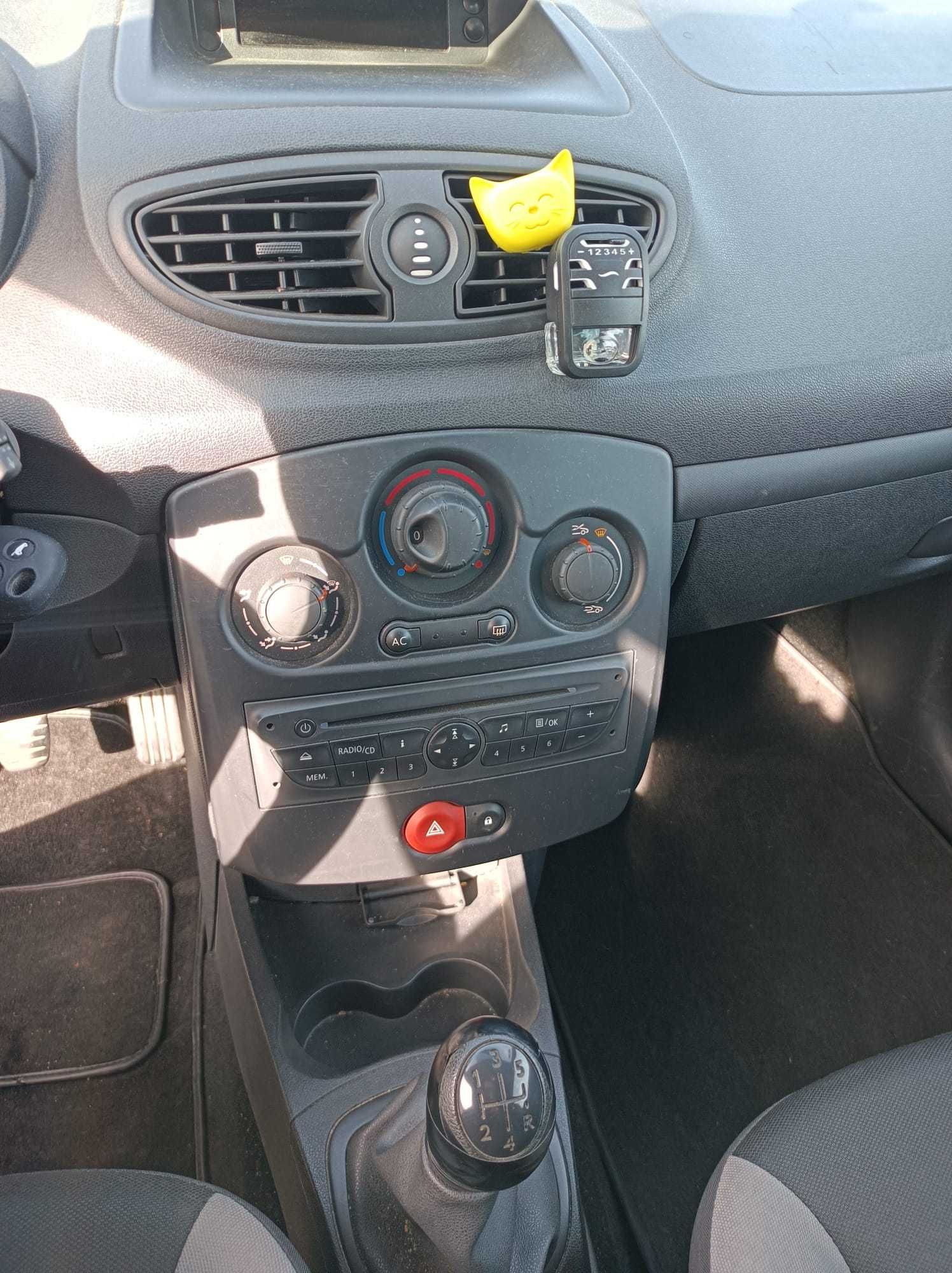 Renault Clio III Societe