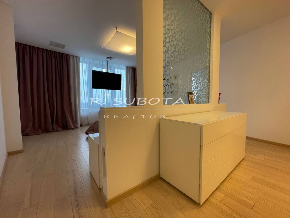 4к Центр Днепра студия 171 м2 ЖК Мост Сити Дуэт Loft White Маяк