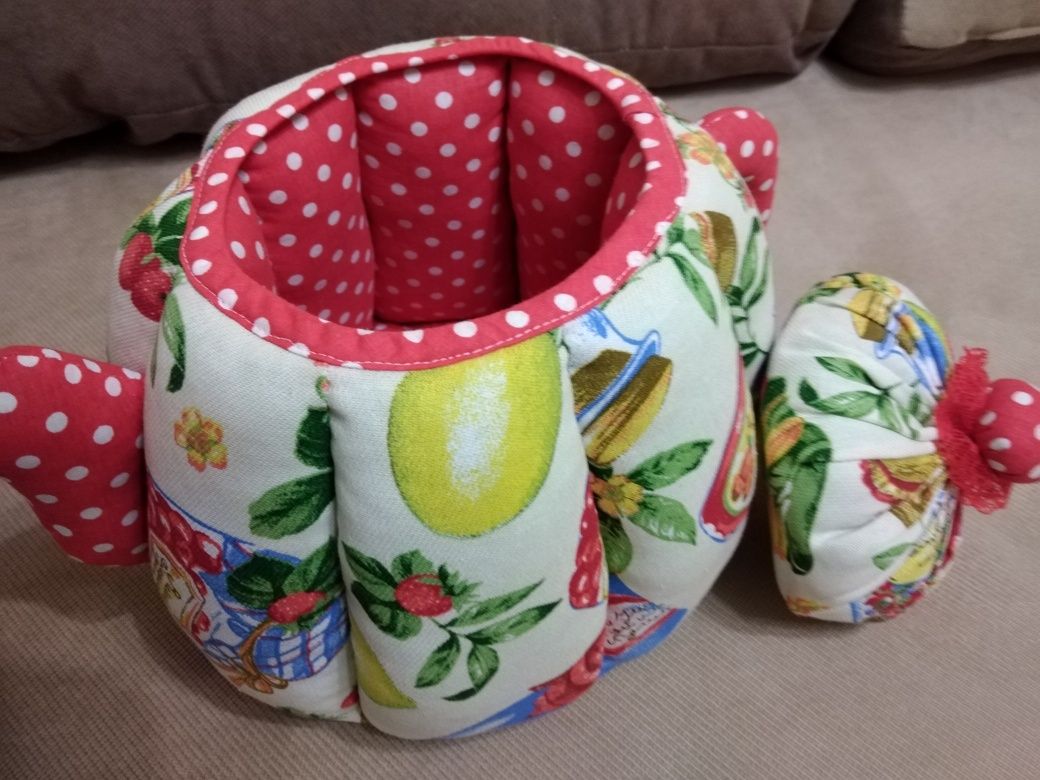 Продам конфетницу.Хенд мейд.