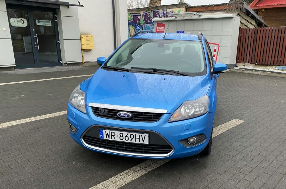 Ford Focus MK2 LIFT Polift Kombi 1.8 benzyna 125km HAK Bogata Wersja