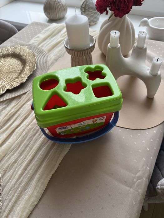 Продаю дитячий сортер для найменших діток