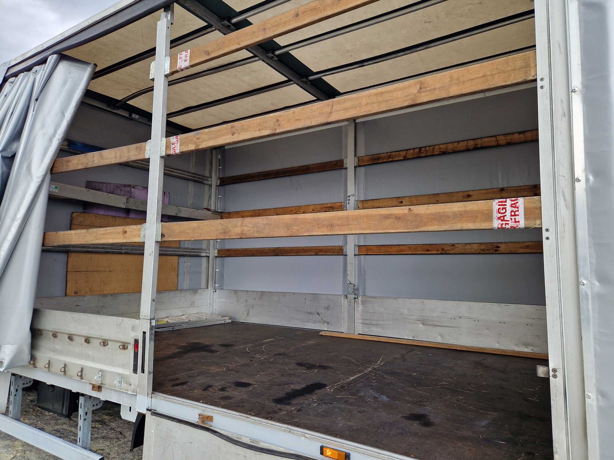 Renault Master Spojtrak Wejkama Międzynarodówka Kurnik 2xAKU Poduszki