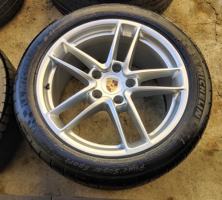 4 Jantes 19 polegadas originais Porsche + 4 Pneus