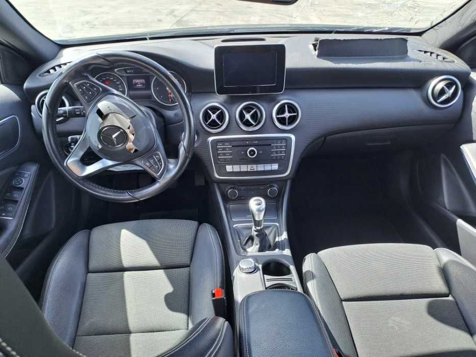 Mercedes A180d, 2016