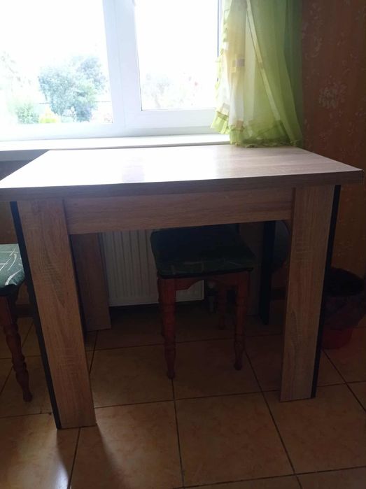 Продам кухонний стіл
