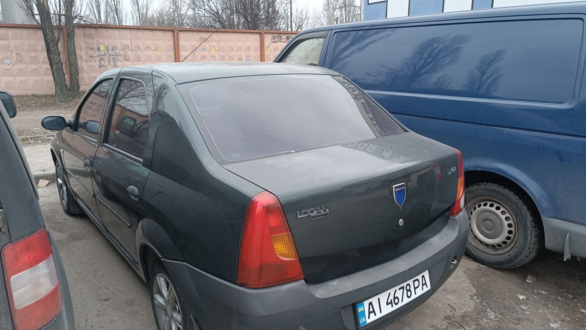 Легковий автомобіль Dacia Logan