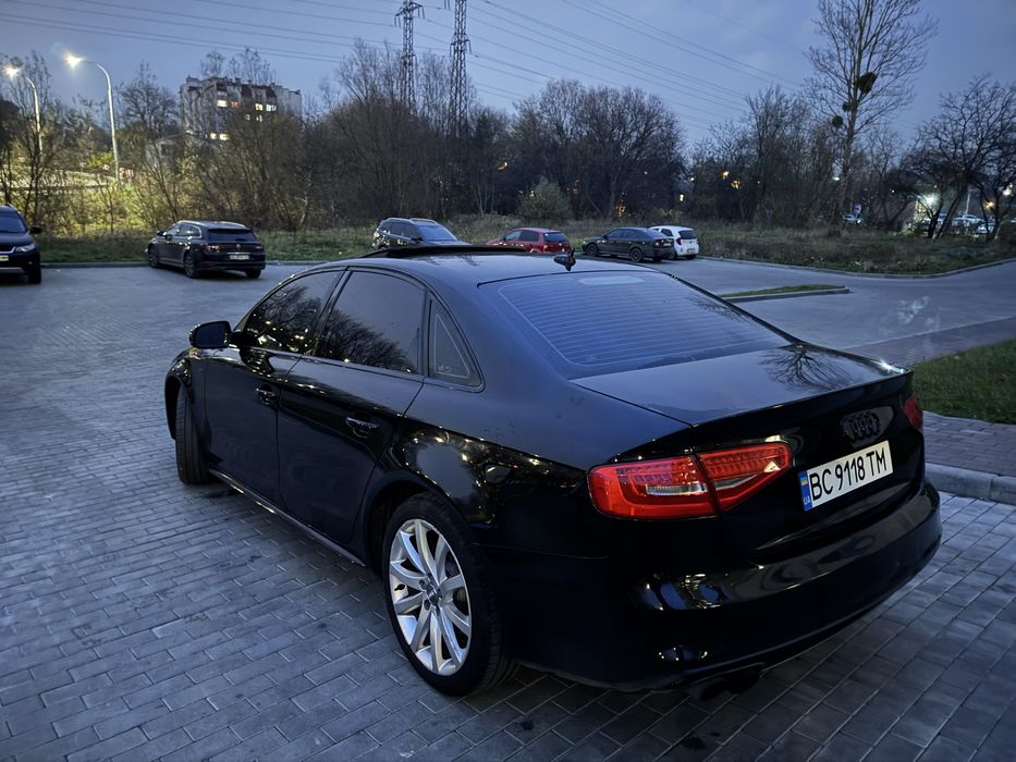 Audi A4 B8 S-Line