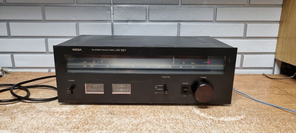 Tuner radiowy SONY WEGA JPS 350T .Japan