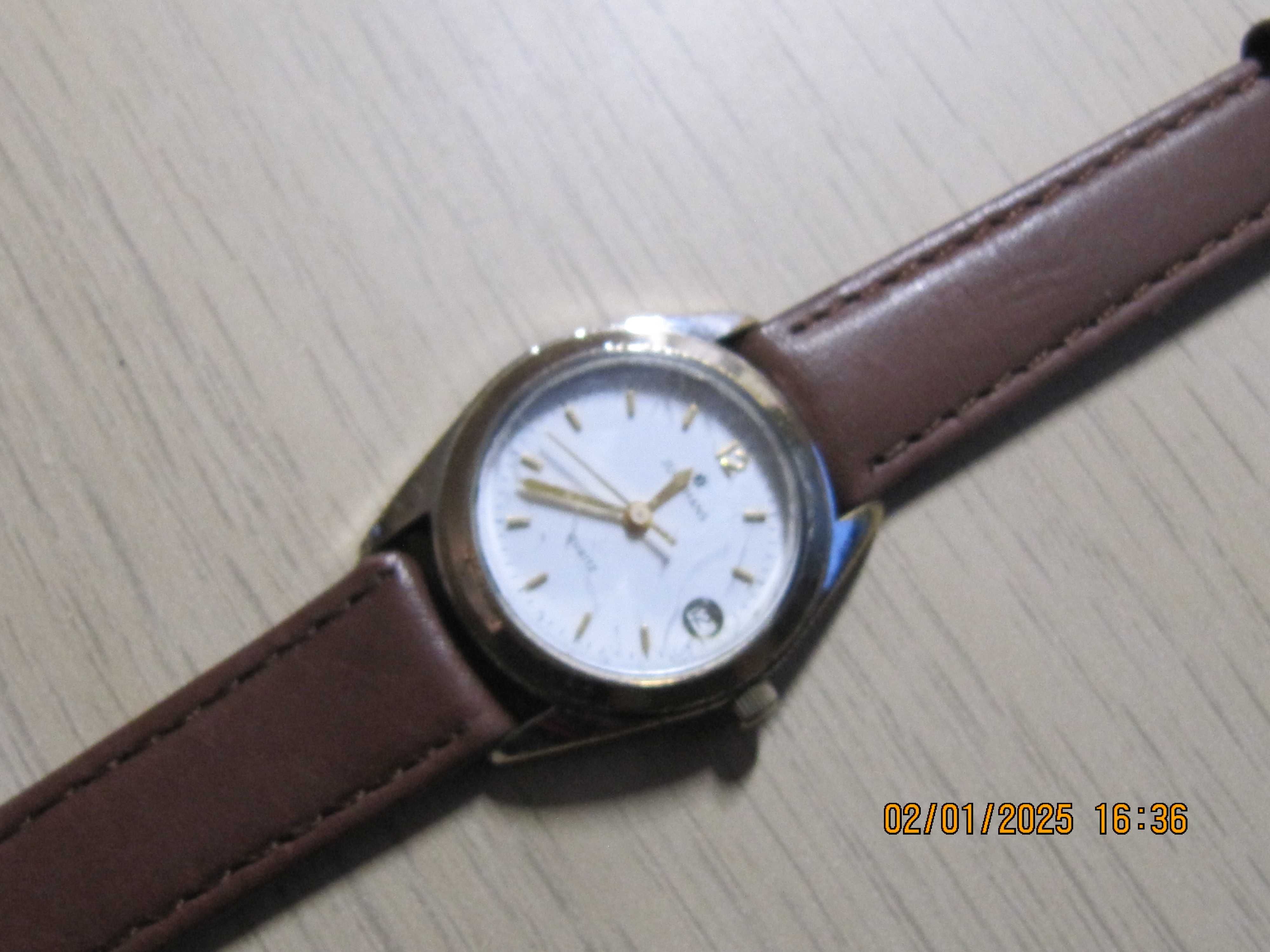 Junghans damski zegarek