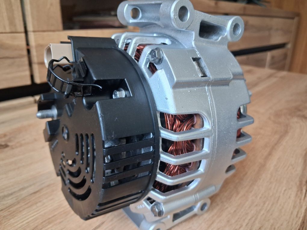 Alternator Valeo 120A Audi A4 B6  1.6 1.8T 2.0 Alt i FSI  B7