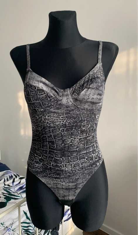 Desirée transparentne body y2k coquette top na ramiączkach 75B