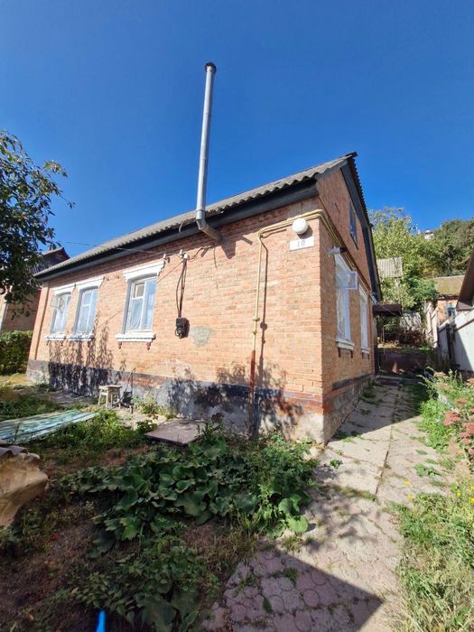 Будинок по вул. Комарова